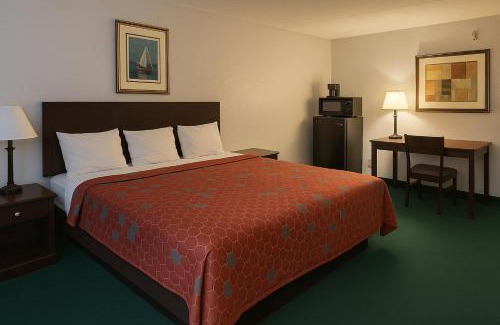 Roseville Hotel | Key Inn Roseville