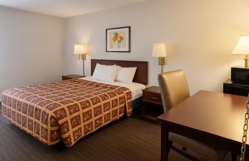 Roseville Hotel | Key Inn Roseville