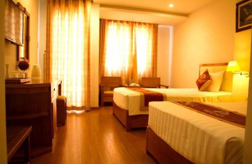 Tran Phu Beach Hotel | Khách sạn Golden Beach Nha Trang