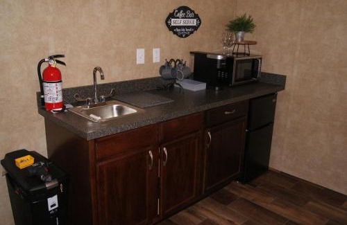 Onalaska Hotel | Kickapoo Shores Waterfront Cottages
