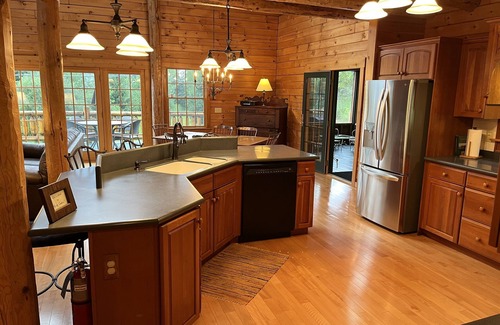 Richfield Springs House | King Cabin - 4bdrm Log home with amazing lake views