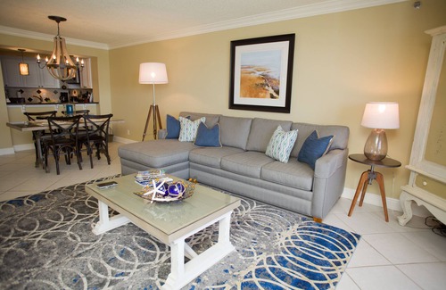 Sandestin Condo | King Master Ocean Front Deluxe Unit in Coastal Chic Style-