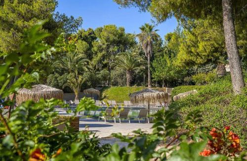 Isthmia Hotel | King Saron Hotel Resort