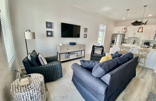Orange Beach Cottage | Kingfisher Cottage at Tannin *Breathtaking Coastal Home With Beach Access*