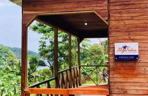 Santo Antonio House | Kingfisher- Principe