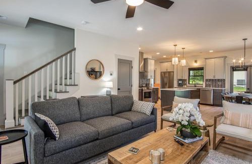 Brevard House | Kings Creek Cottage