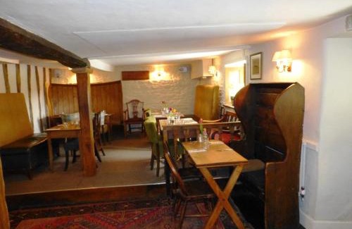 Bledington Hotel | Kings Head Inn