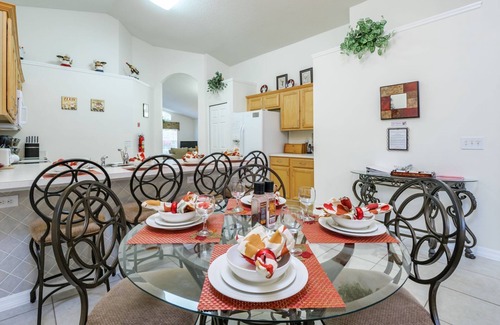 Seasons House | Kissimmee 9 miles from Disney! Private pool-hot tub, spacious house and yard.