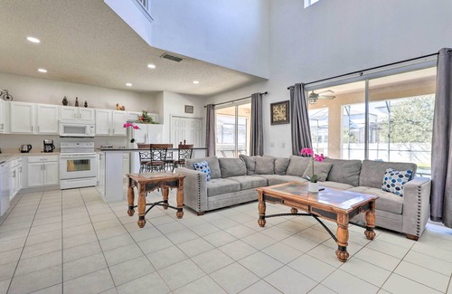 Seasons House | Kissimmee Home w/Pool < 9 Mi to Disney World!