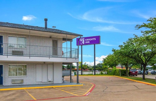 North Richland Hills Hotel | Knights Inn North Richland Hills