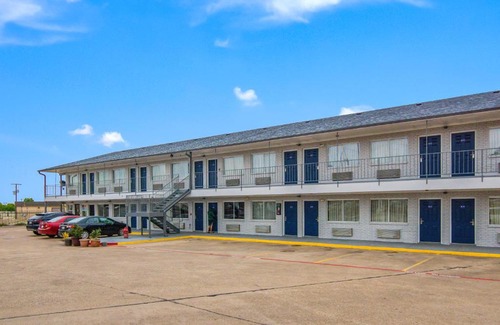 North Richland Hills Hotel | Knights Inn North Richland Hills