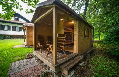 Kanal House | Koča sredi gozda
