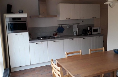 Sint Maartensvlotbrug House | Komfortabler Ferienbungalow für 4 Personen, Wlan