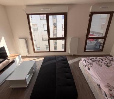 Pierrefitte-sur-Seine Apartment | L'ébène de Pierrefitte, proche de Paris
