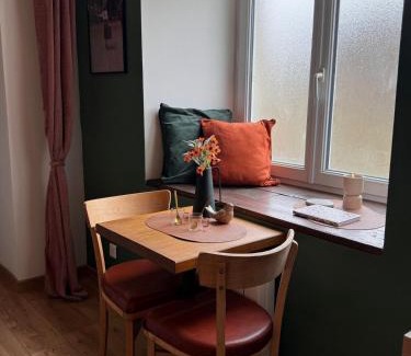 Pontmain Apartment | L'écrin de la villa des roses