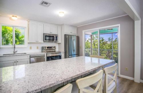 Breezeswept Beach Estates House | L`archipel