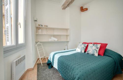Old Town Apartment | L'atelier du Portail 9