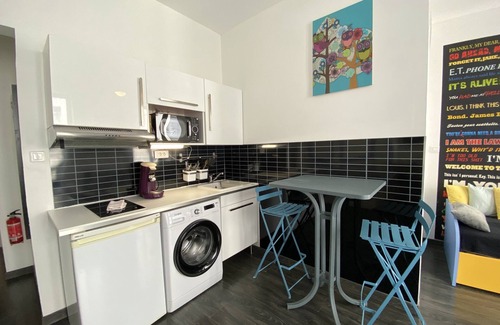 Saint Michel - Mairie Apartment | L'ENDROIT - Saxe Gambetta - with Balcony