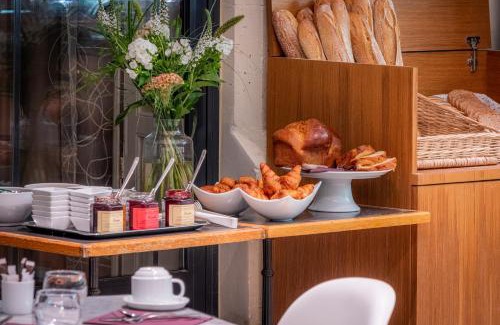 Chancelade Hotel | L'Orangerie du Château des Reynats