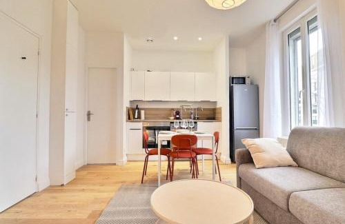 Buers Apartment | L'Origami - Lovely Newly Renovated Apartment with garage - Villeurbanne