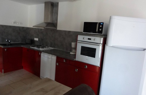 Casteljau Apartment | La Beaume 3-star gîte in southern Ardèche