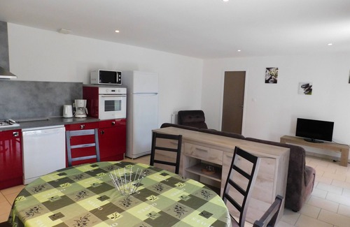 Casteljau Apartment | La Beaume 3-star gîte in southern Ardèche