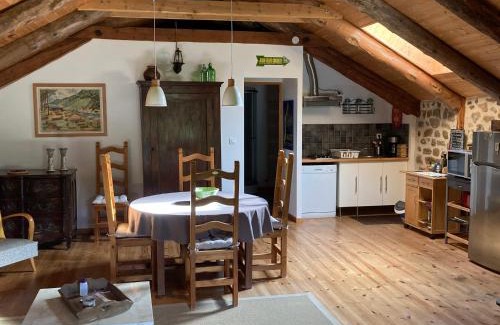 Le Chambon-sur-Lignon Apartment | La Bonbonnière