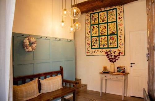 San Martin de Valdeiglesias House | La Casita de los Pájaros