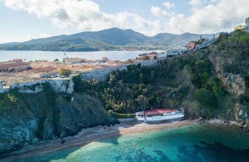 Portoferraio Old Town Apartment | La Cartomante di Bonaparte