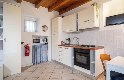 Lecco Apartment | La casa di Giò - One Bedroom Apartment, Sleeps 4