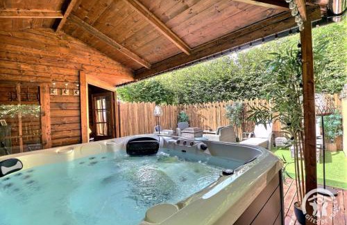 La Bazouge-du-Desert Bed & Breakfast | La gentilhommiere