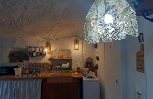 Fabrica di Roma Apartment | La grotta