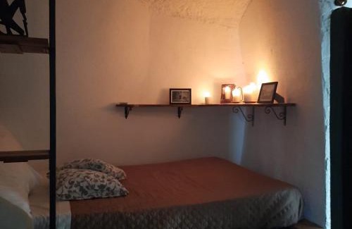 Fabrica di Roma Apartment | La grotta
