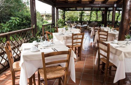 Baja Sardinia Hotel | La Jacia Hotel & Resort