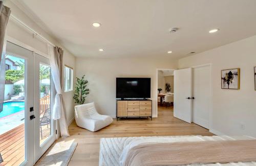 View Park-Windsor Hills House | LA Luxury Home with Private Pool & Gym 4 beds Prime Location