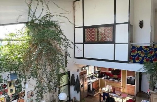Montreuil House | LA Maison DU Bonheur