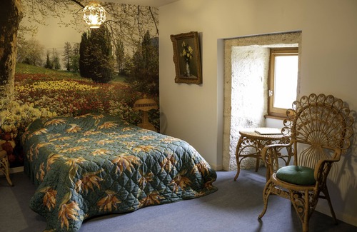 Pesmes House | LA MAISON ROYALE