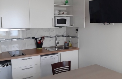 Cronenbourg Est Apartment | La maison verte, a charming and modern two-room apartment