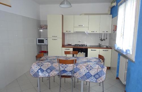 Fogliano Marina House | La Martlona