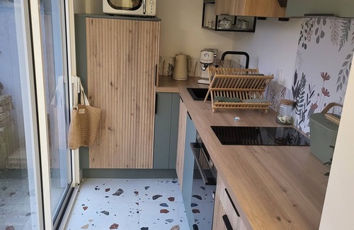 Rosendael House | La Petite Maison Blanche