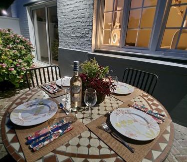 Rosendael House | La petite maison blanche