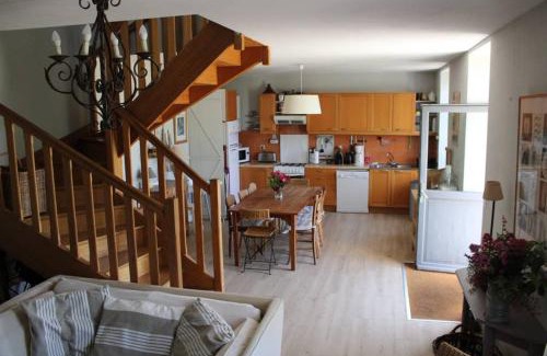 Tregastel House | La Petite Maison