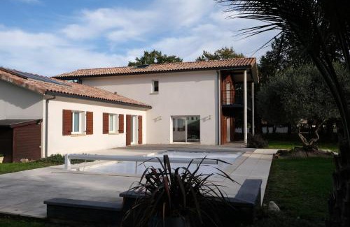 Aussonne Bed & Breakfast | LA PLANETTE