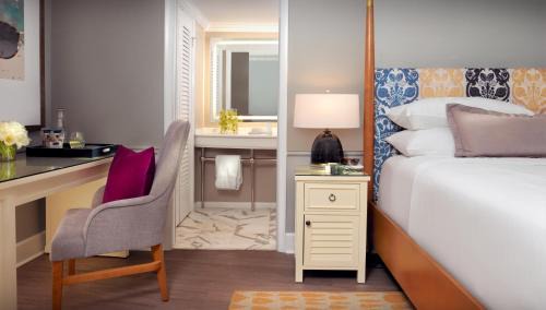 Vanderbilt Beach Resort | La Playa Beach & Golf Resort, a Noble House Resort