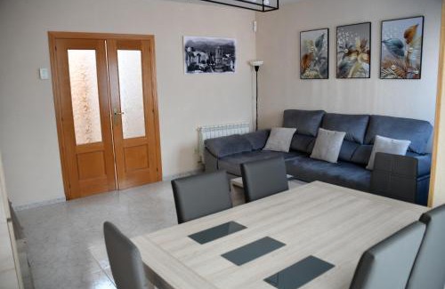 Arenas de San Pedro Apartment | La Plazuela