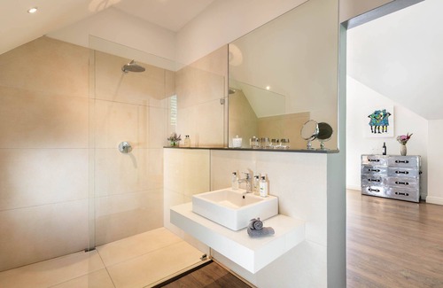 Franschhoek House | La Providence Guest House & Wine Farm