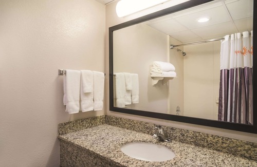 San Angelo Hotel | La Quinta Inn by Wyndham and Conference Center San Angelo
