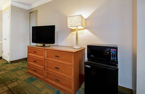 Amarillo Hotel | La Quinta Inn by Wyndham Amarillo Mid-City
