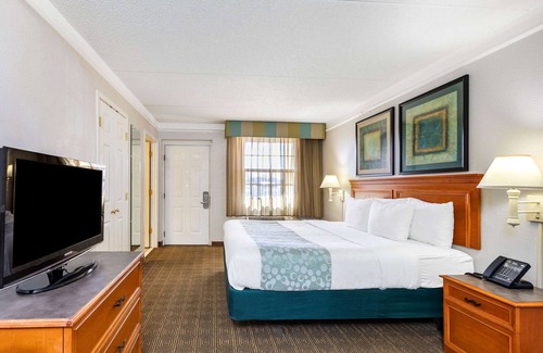 El Paso Hotel | La Quinta Inn by Wyndham El Paso West