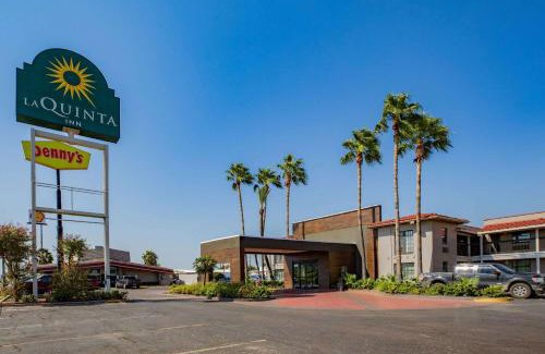 Western Division Hotel | La Quinta Inn by Wyndham Laredo I-35